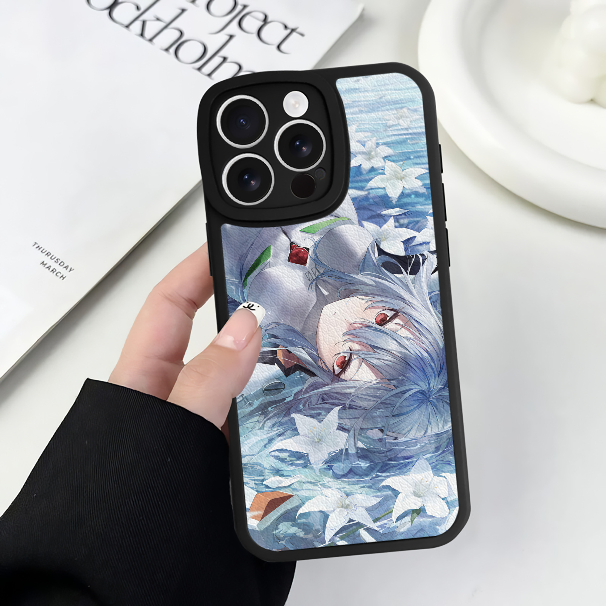 （画像用） EVA 新世紀エヴァンゲリオン 【iPhone 16シリーズ対応】シリコンスマホケース（レザー調） 材質：シリコン